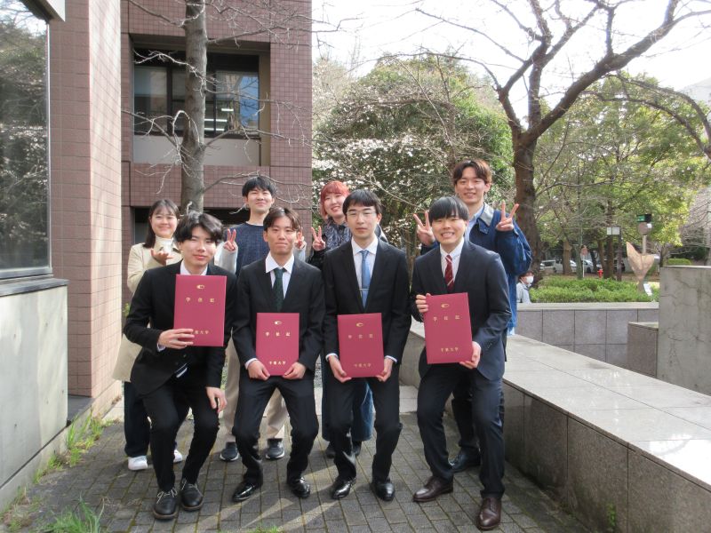 2026年3月23日千葉大学卒業式・大学院物理学コース修了式。